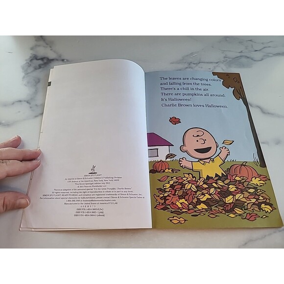 Peanuts Charles M. Schultz Book Lot - Picture 8 of 10